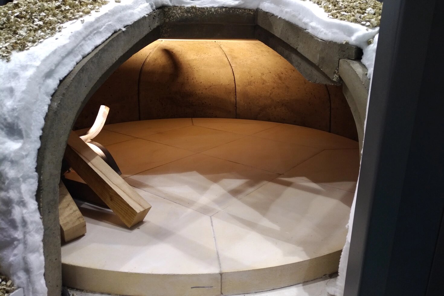 Печь дровяная с подом  100 см Valoriani Vesuvio 100OT